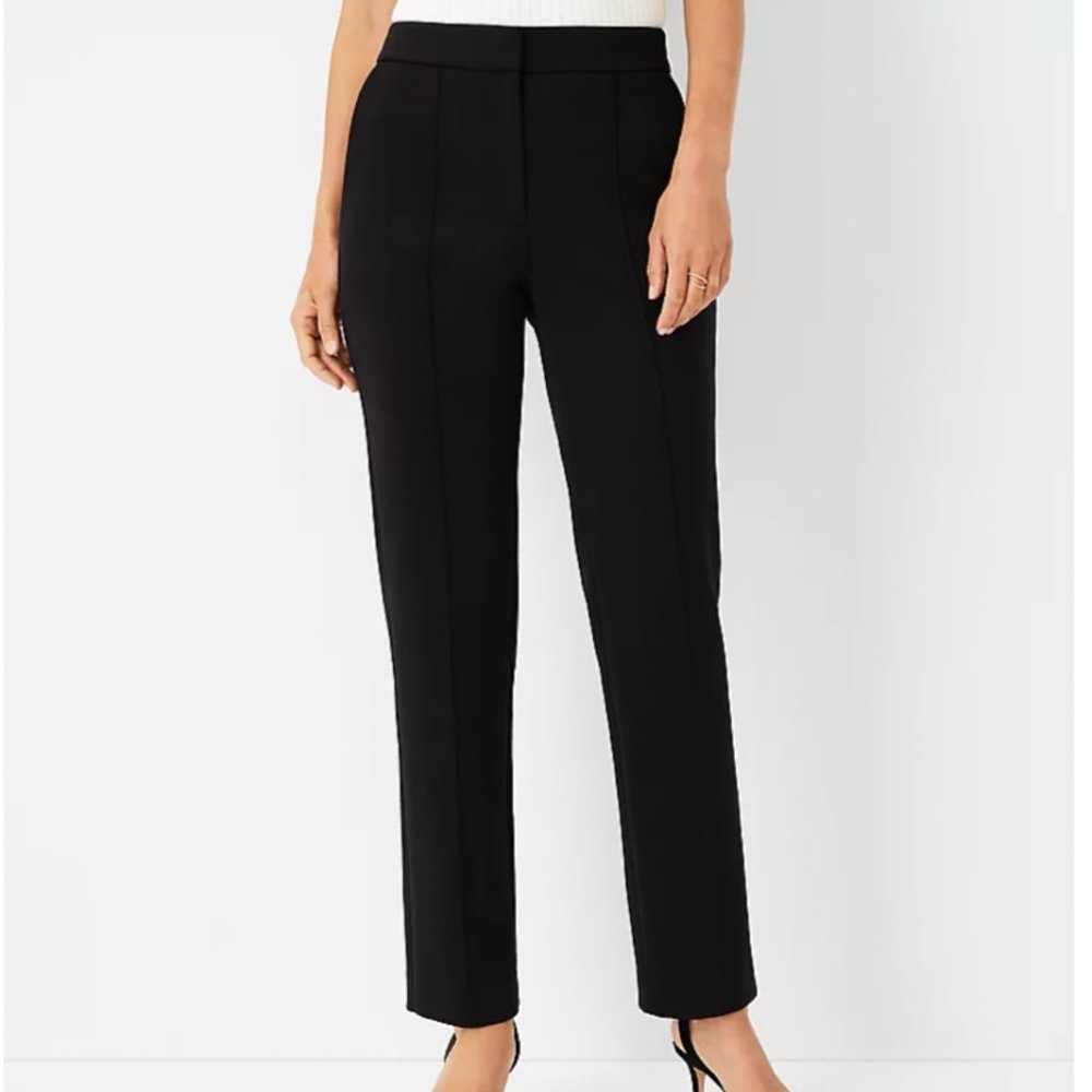 NWOT Ann Taylor Pintucked Straight Leg Pant in Double Knit High Rise Bla…